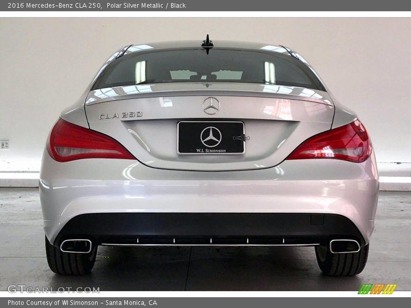 Polar Silver Metallic / Black 2016 Mercedes-Benz CLA 250