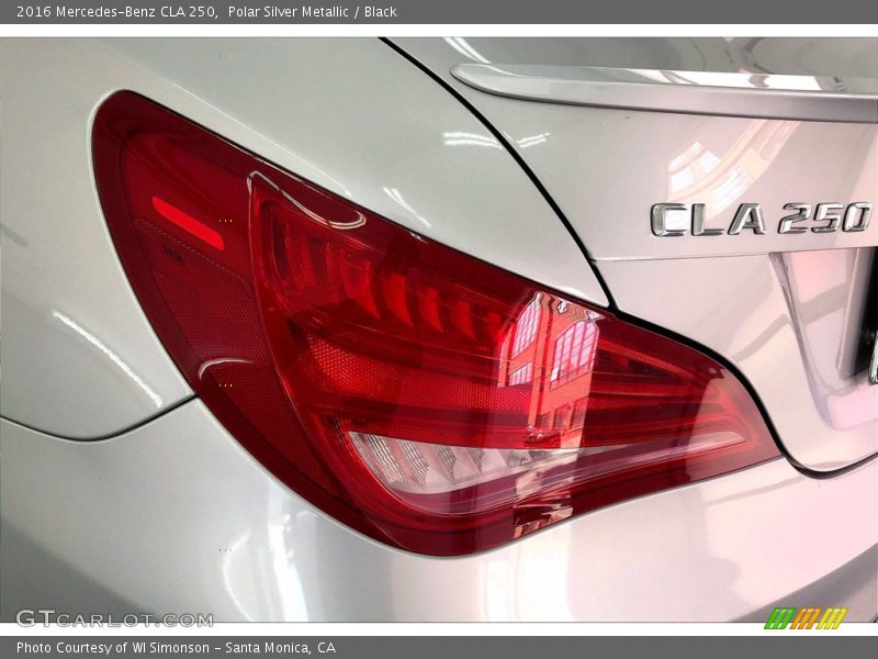 Polar Silver Metallic / Black 2016 Mercedes-Benz CLA 250
