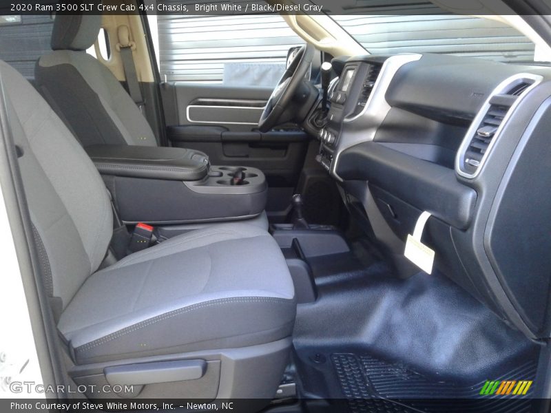 Bright White / Black/Diesel Gray 2020 Ram 3500 SLT Crew Cab 4x4 Chassis