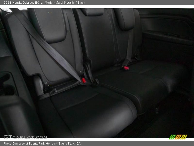 Modern Steel Metallic / Black 2021 Honda Odyssey EX-L