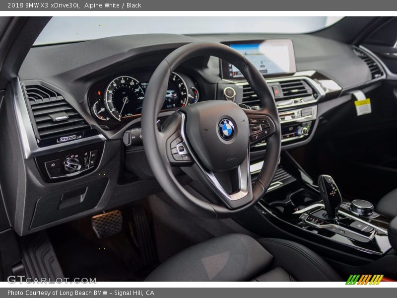 Alpine White / Black 2018 BMW X3 xDrive30i