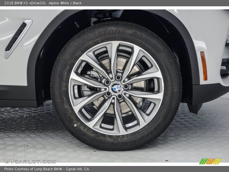 Alpine White / Black 2018 BMW X3 xDrive30i