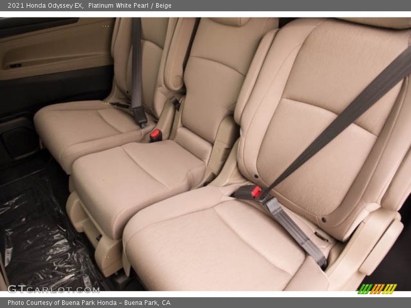 Platinum White Pearl / Beige 2021 Honda Odyssey EX