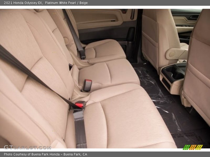 Platinum White Pearl / Beige 2021 Honda Odyssey EX
