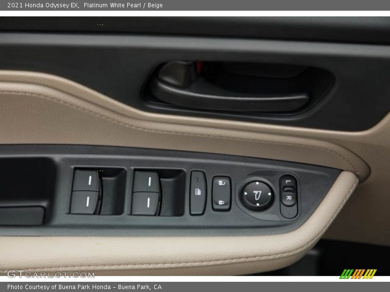 Platinum White Pearl / Beige 2021 Honda Odyssey EX