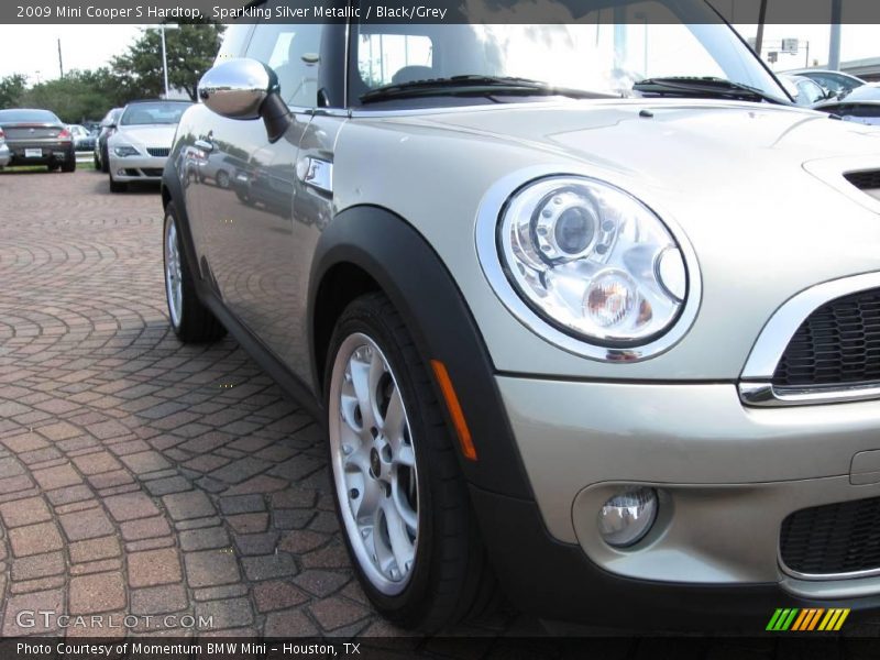 Sparkling Silver Metallic / Black/Grey 2009 Mini Cooper S Hardtop