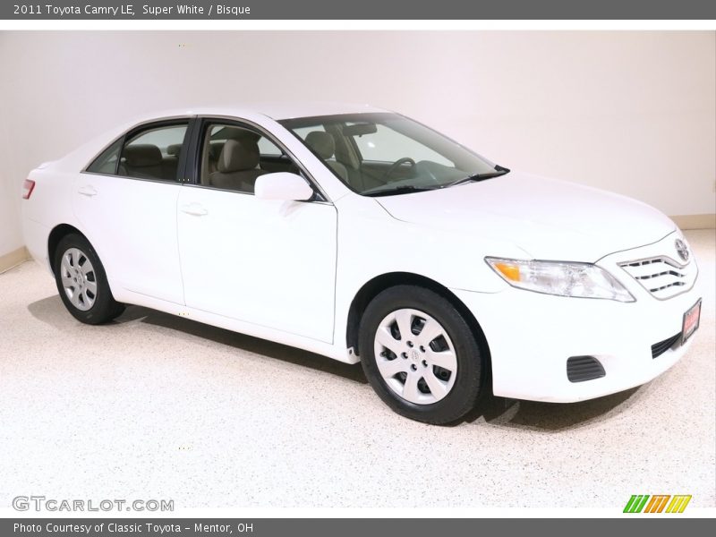 Super White / Bisque 2011 Toyota Camry LE