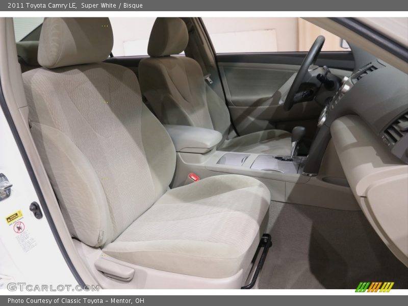 Super White / Bisque 2011 Toyota Camry LE