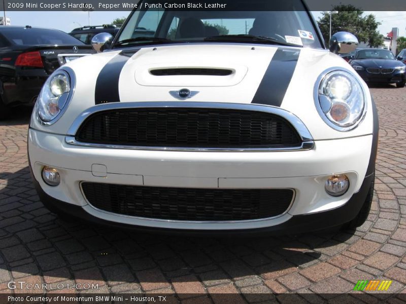 Pepper White / Punch Carbon Black Leather 2009 Mini Cooper S Hardtop