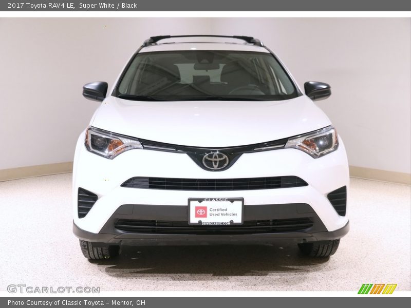 Super White / Black 2017 Toyota RAV4 LE