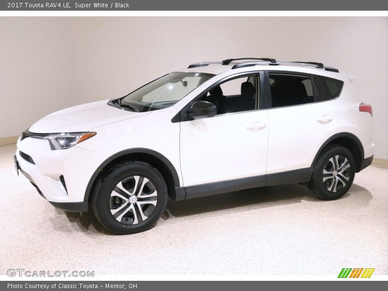 Super White / Black 2017 Toyota RAV4 LE