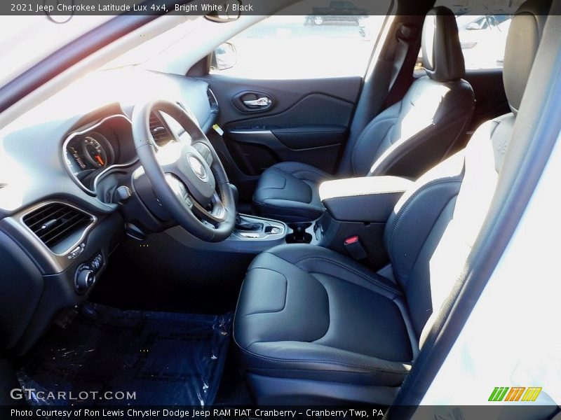Bright White / Black 2021 Jeep Cherokee Latitude Lux 4x4