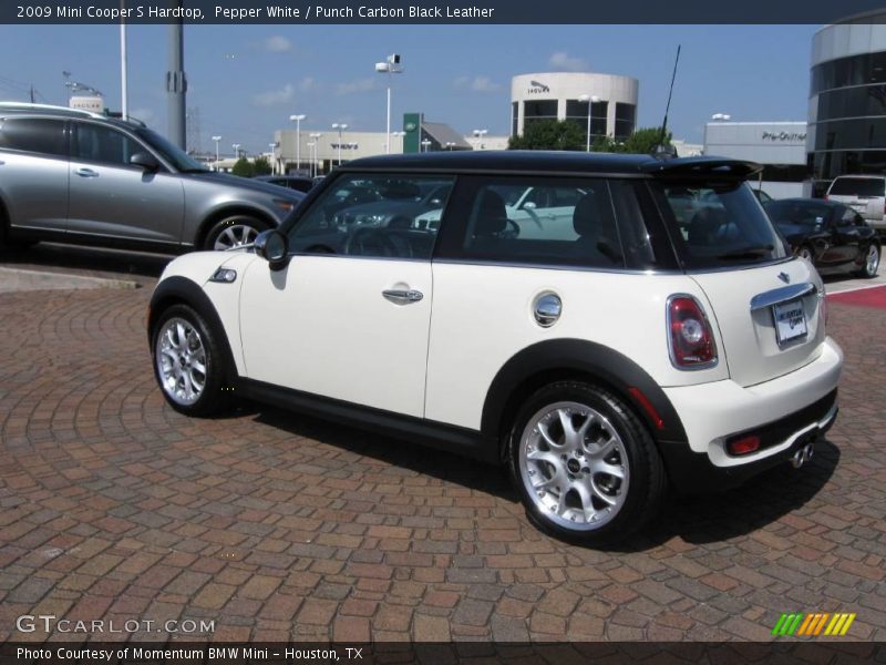 Pepper White / Punch Carbon Black Leather 2009 Mini Cooper S Hardtop