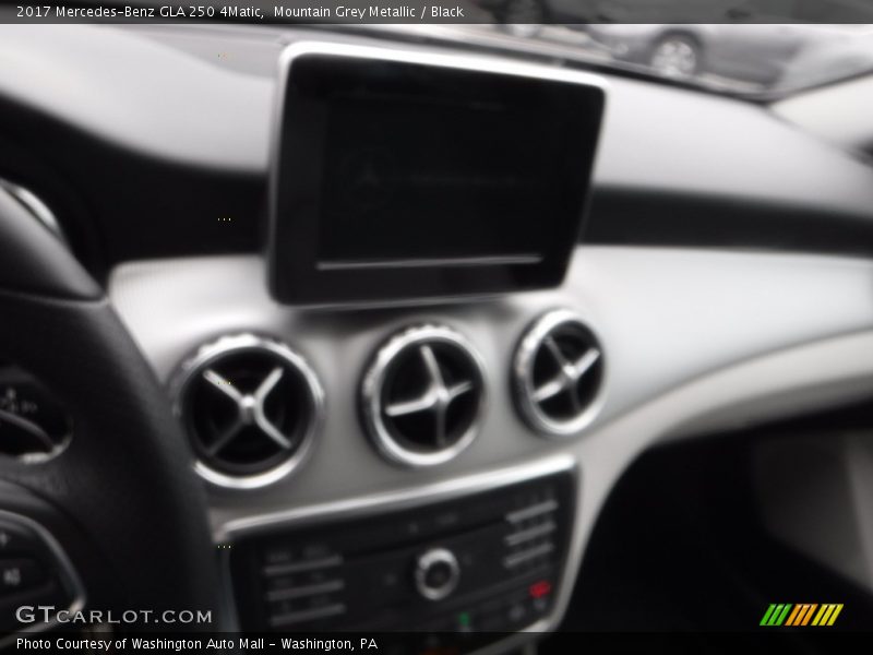 Mountain Grey Metallic / Black 2017 Mercedes-Benz GLA 250 4Matic