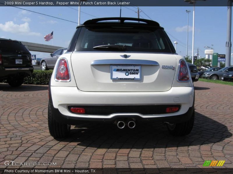 Pepper White / Punch Carbon Black Leather 2009 Mini Cooper S Hardtop