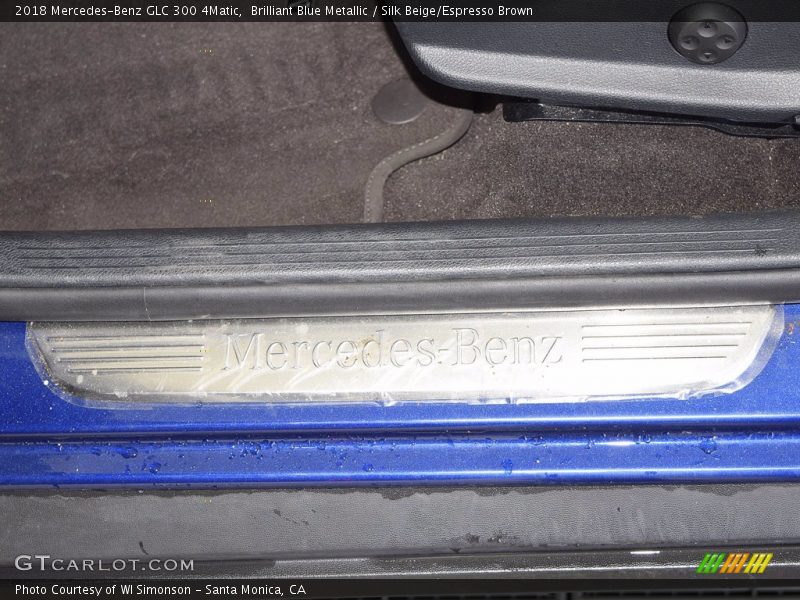 Brilliant Blue Metallic / Silk Beige/Espresso Brown 2018 Mercedes-Benz GLC 300 4Matic