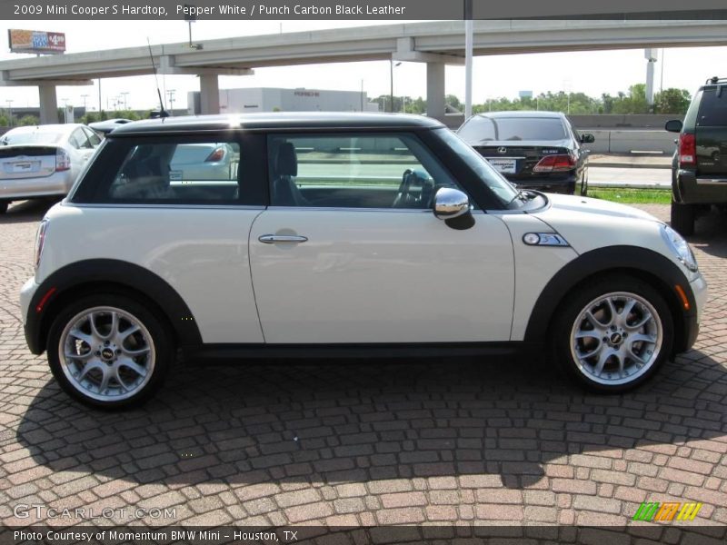 Pepper White / Punch Carbon Black Leather 2009 Mini Cooper S Hardtop