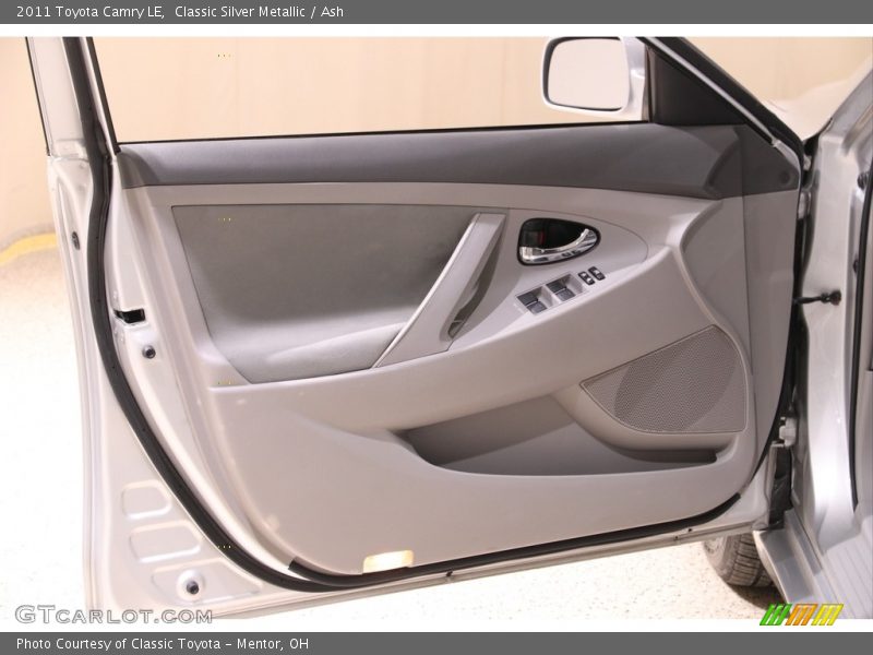 Classic Silver Metallic / Ash 2011 Toyota Camry LE