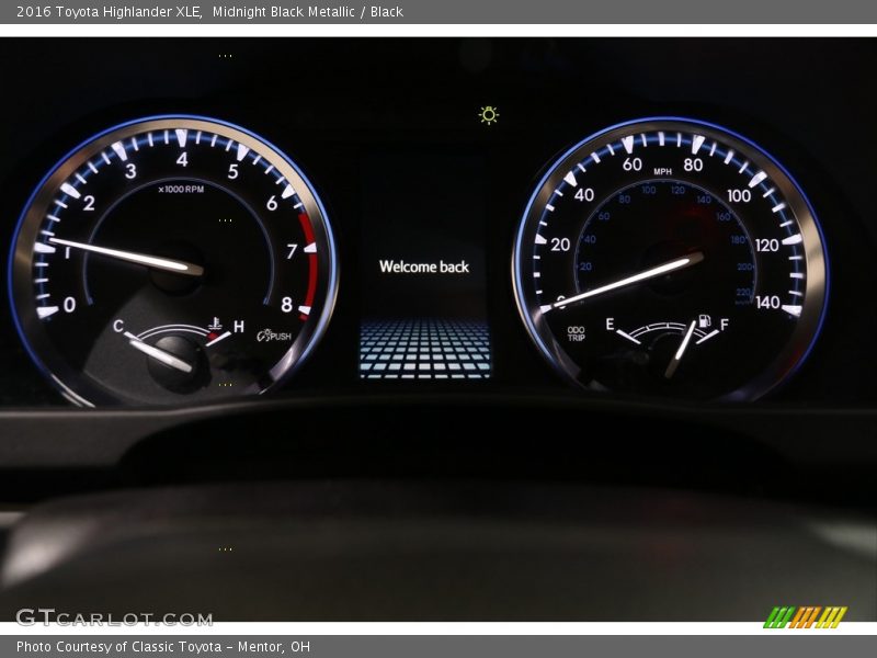 Midnight Black Metallic / Black 2016 Toyota Highlander XLE