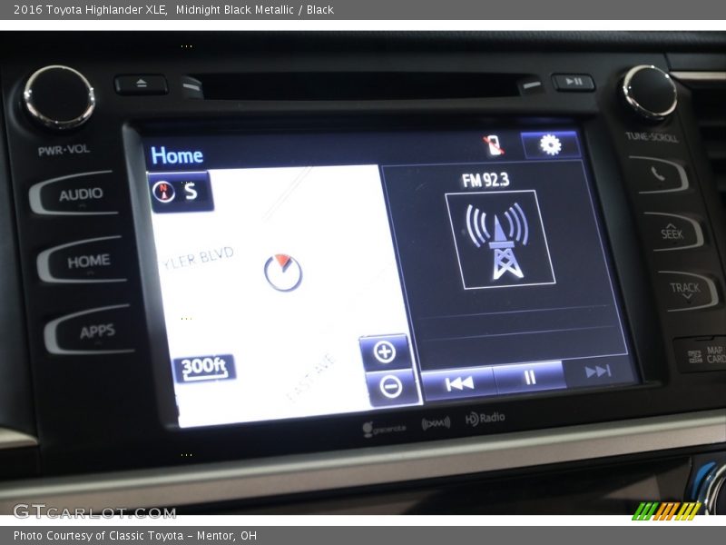 Midnight Black Metallic / Black 2016 Toyota Highlander XLE