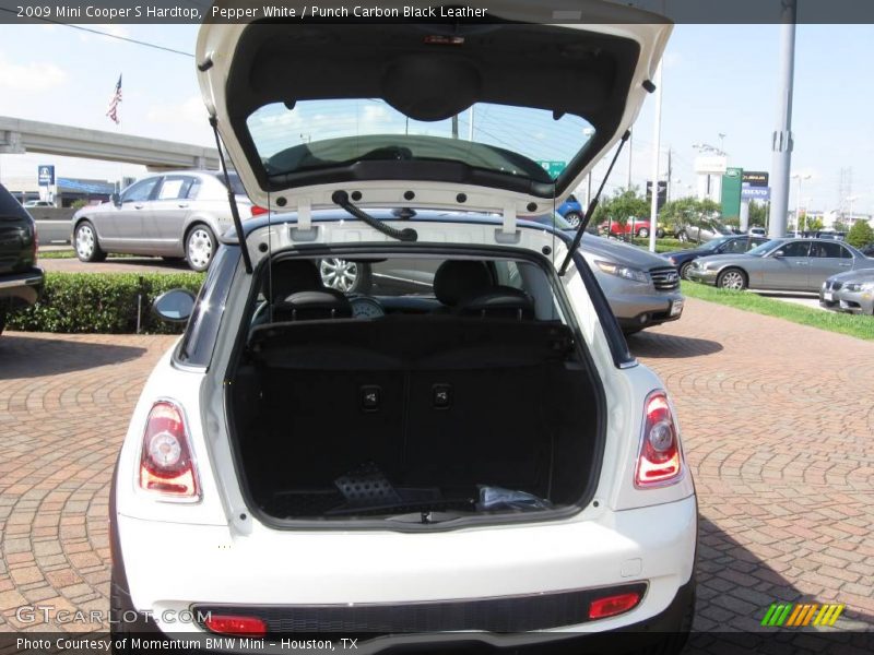 Pepper White / Punch Carbon Black Leather 2009 Mini Cooper S Hardtop