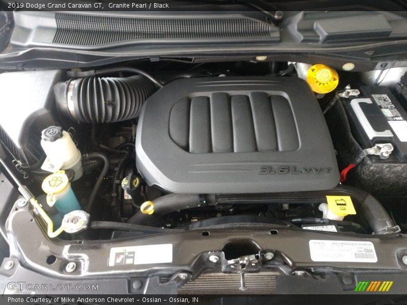 Granite Pearl / Black 2019 Dodge Grand Caravan GT