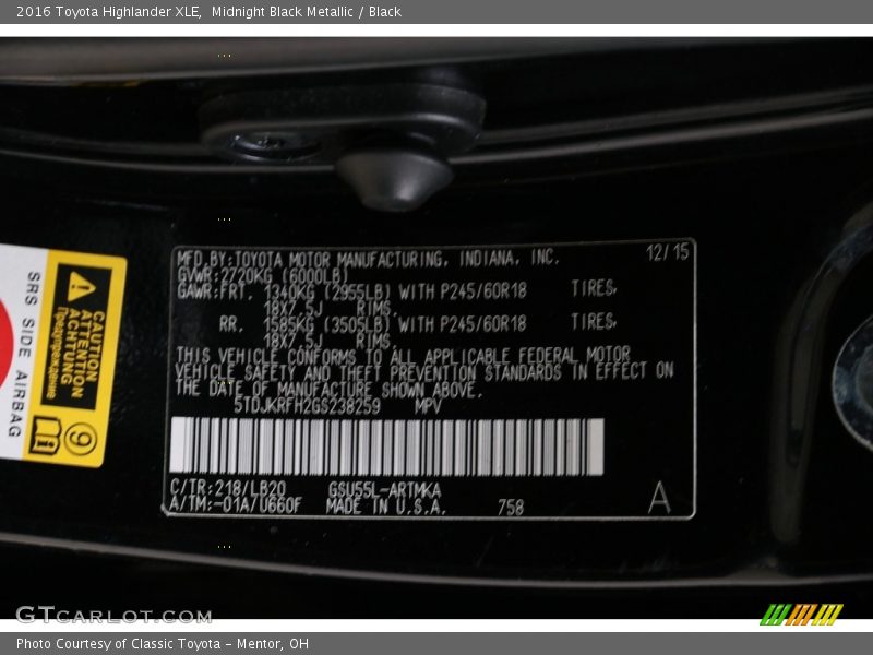 Midnight Black Metallic / Black 2016 Toyota Highlander XLE