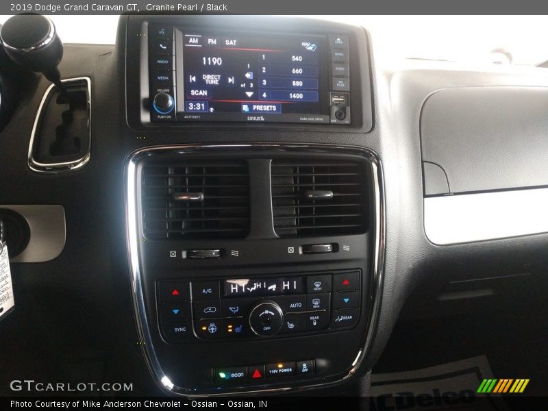 Granite Pearl / Black 2019 Dodge Grand Caravan GT