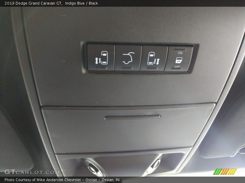 Indigo Blue / Black 2019 Dodge Grand Caravan GT