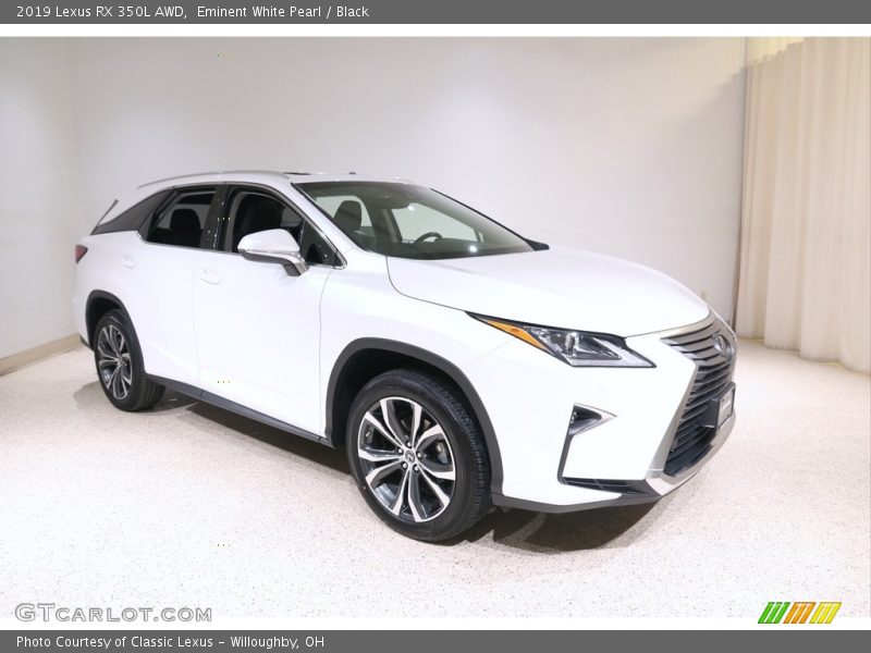 Front 3/4 View of 2019 RX 350L AWD