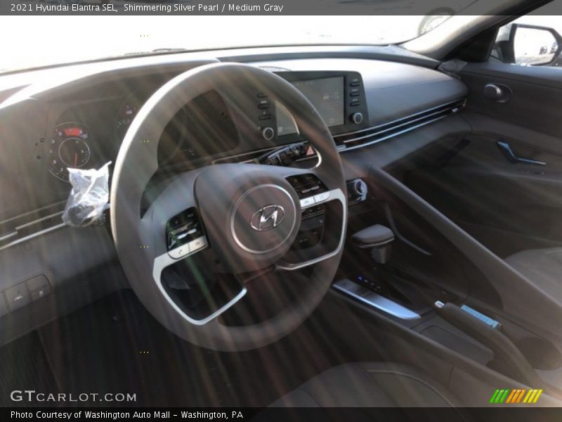 Shimmering Silver Pearl / Medium Gray 2021 Hyundai Elantra SEL