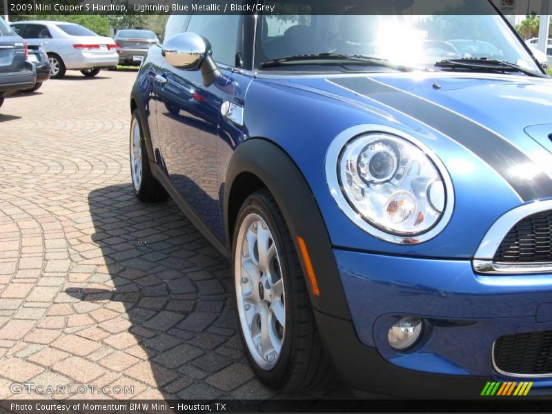 Lightning Blue Metallic / Black/Grey 2009 Mini Cooper S Hardtop