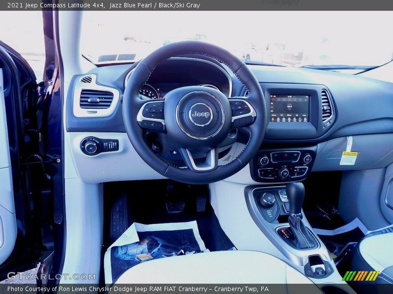 Jazz Blue Pearl / Black/Ski Gray 2021 Jeep Compass Latitude 4x4