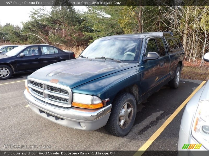 Emerald Green Metallic / Mist Gray 1997 Dodge Dakota Extended Cab 4x4