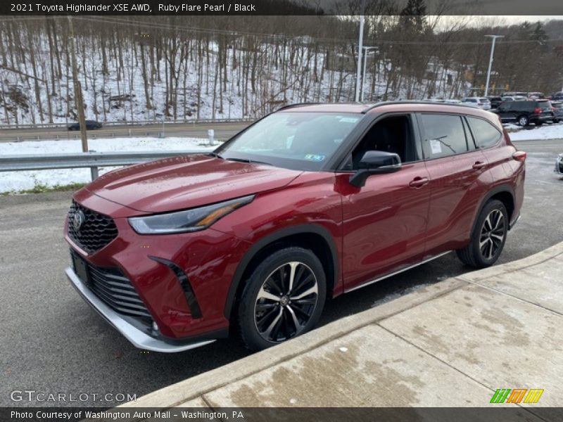 Ruby Flare Pearl / Black 2021 Toyota Highlander XSE AWD