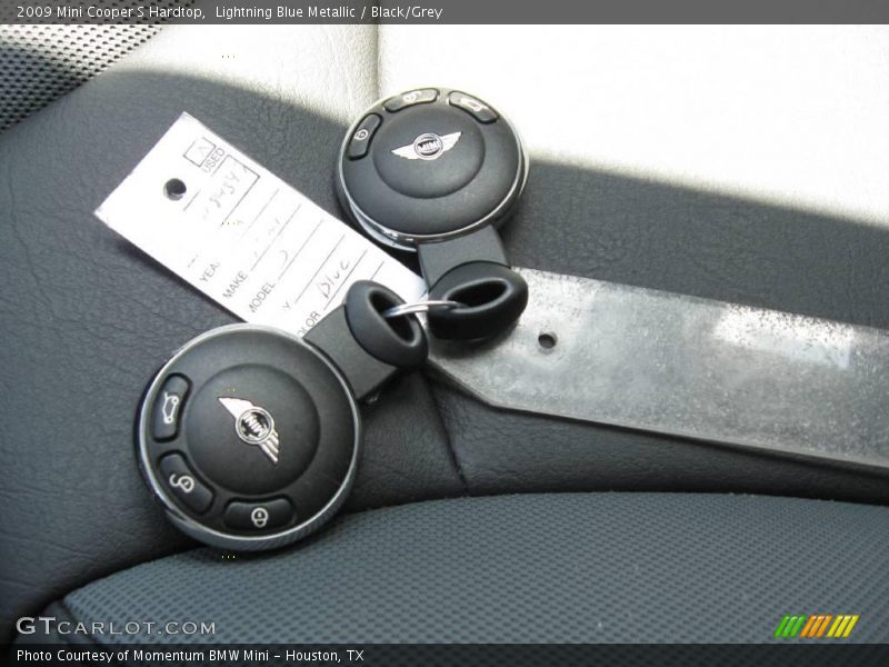 Lightning Blue Metallic / Black/Grey 2009 Mini Cooper S Hardtop