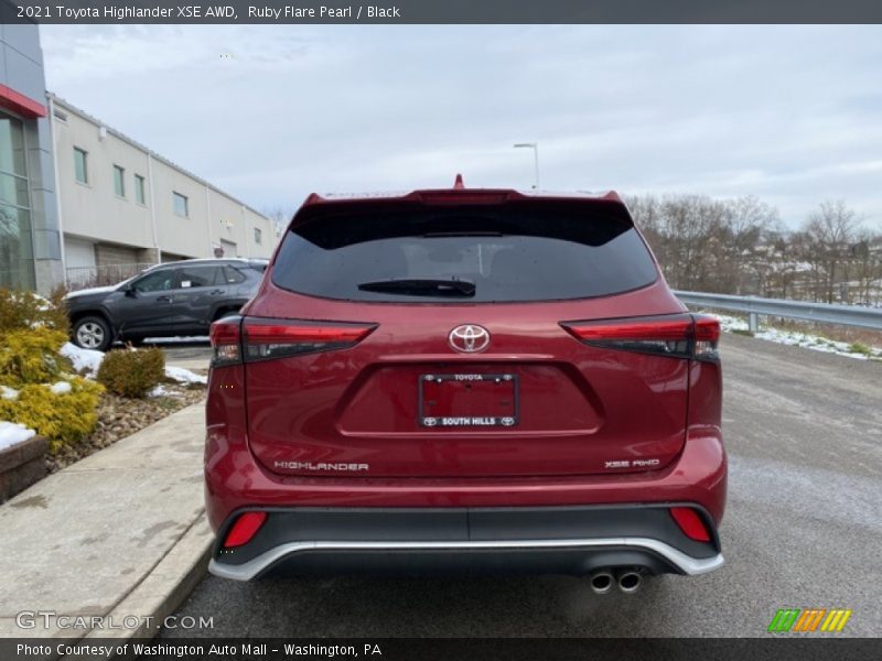 Ruby Flare Pearl / Black 2021 Toyota Highlander XSE AWD