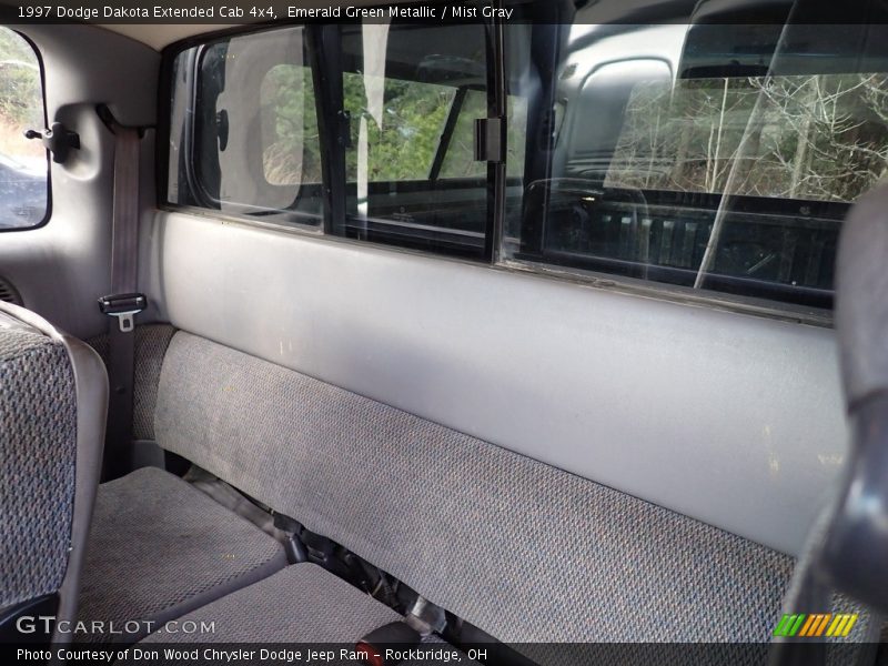 Emerald Green Metallic / Mist Gray 1997 Dodge Dakota Extended Cab 4x4