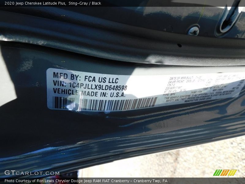 Sting-Gray / Black 2020 Jeep Cherokee Latitude Plus