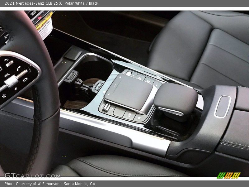 Polar White / Black 2021 Mercedes-Benz GLB 250