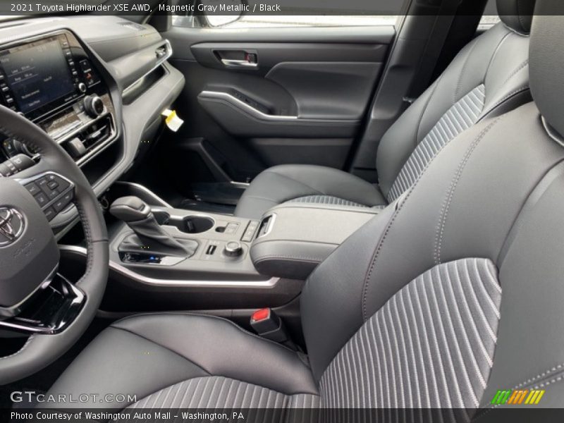 Magnetic Gray Metallic / Black 2021 Toyota Highlander XSE AWD
