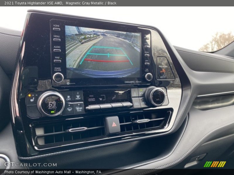Magnetic Gray Metallic / Black 2021 Toyota Highlander XSE AWD