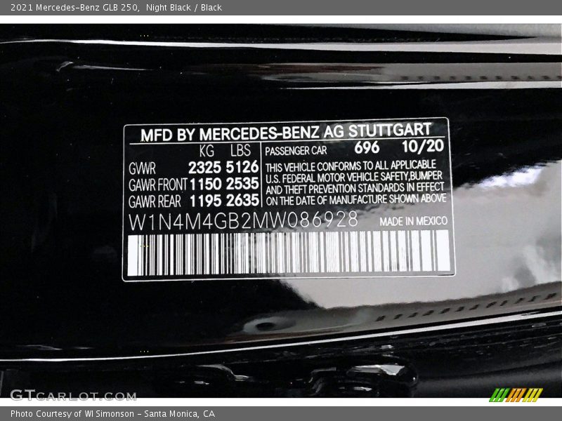 Night Black / Black 2021 Mercedes-Benz GLB 250