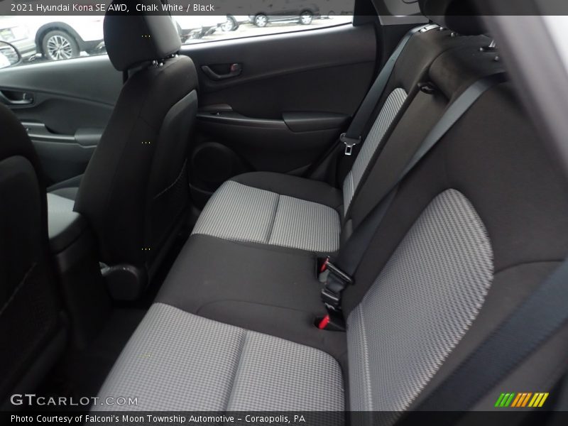 Chalk White / Black 2021 Hyundai Kona SE AWD