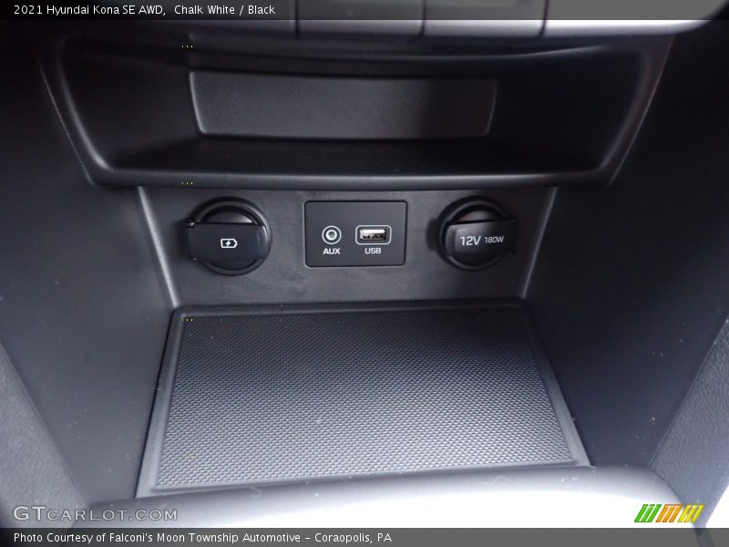 Chalk White / Black 2021 Hyundai Kona SE AWD