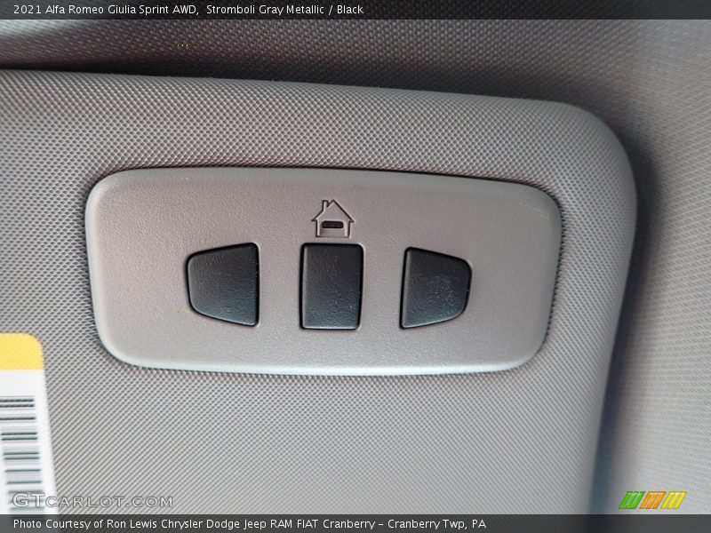 Stromboli Gray Metallic / Black 2021 Alfa Romeo Giulia Sprint AWD