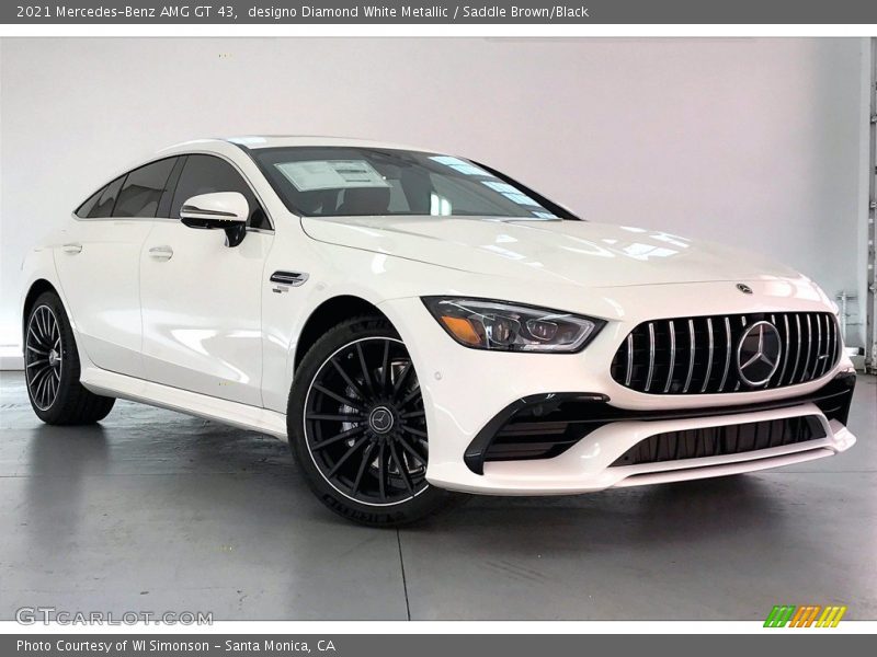 Front 3/4 View of 2021 AMG GT 43