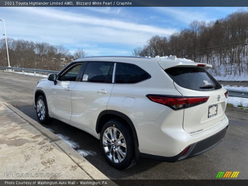 Blizzard White Pearl / Graphite 2021 Toyota Highlander Limited AWD