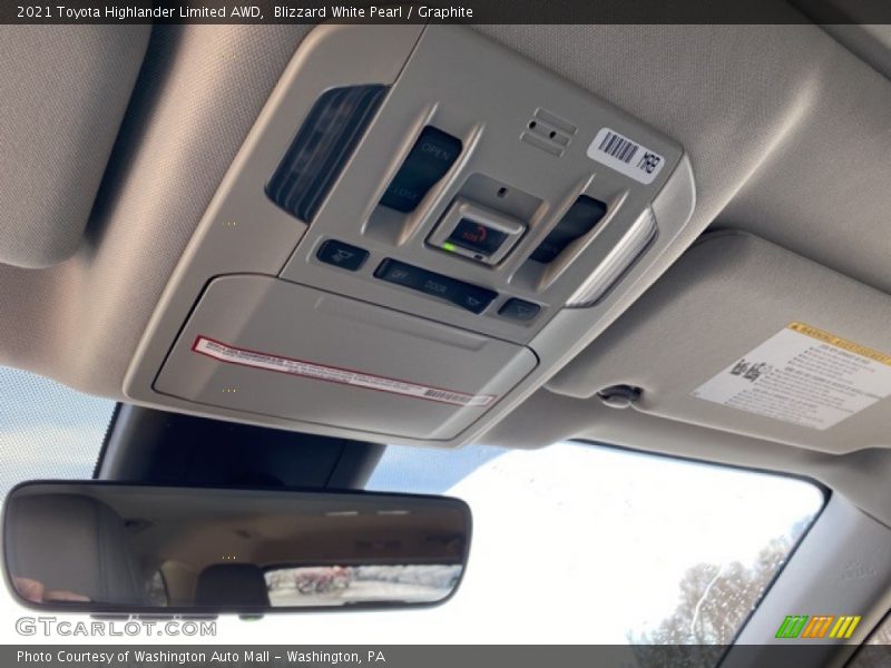 Blizzard White Pearl / Graphite 2021 Toyota Highlander Limited AWD