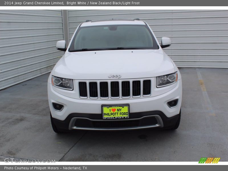 Bright White / New Zealand Black/Light Frost 2014 Jeep Grand Cherokee Limited